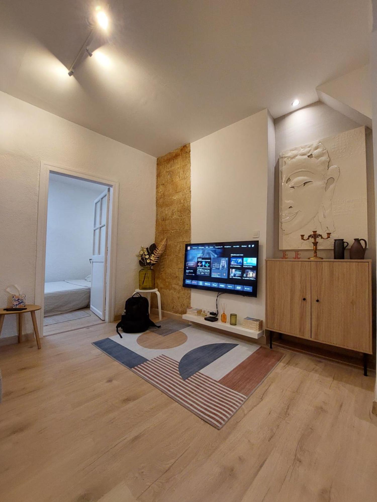 Appartement De Charme Au Coeur De Montpellier Extérieur photo